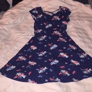 Adorable floral mini